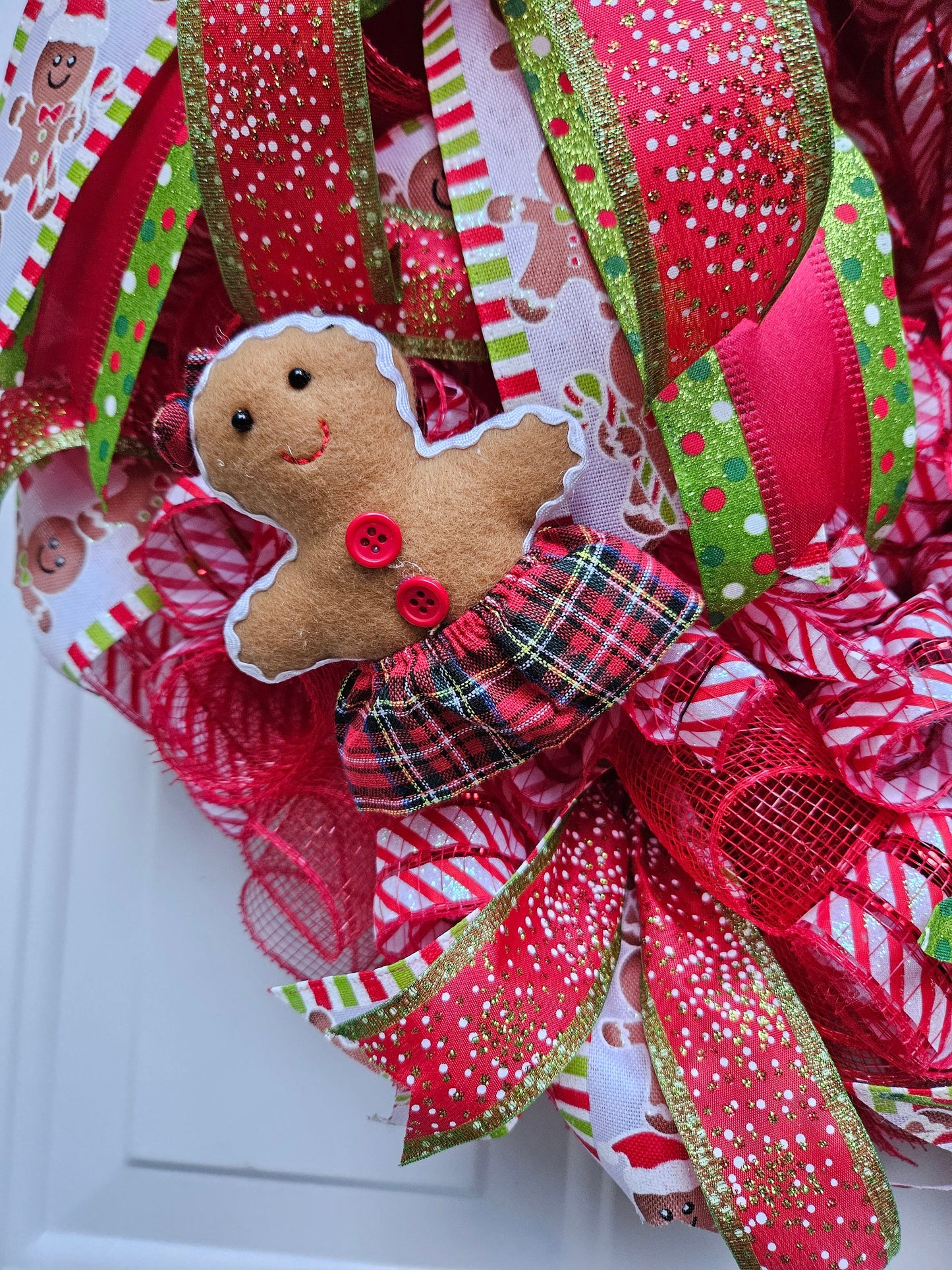 Gingerbread Holiday Wreath