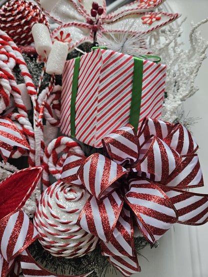 Peppermint Wreath, Christmas Wreath, Candy Christmas