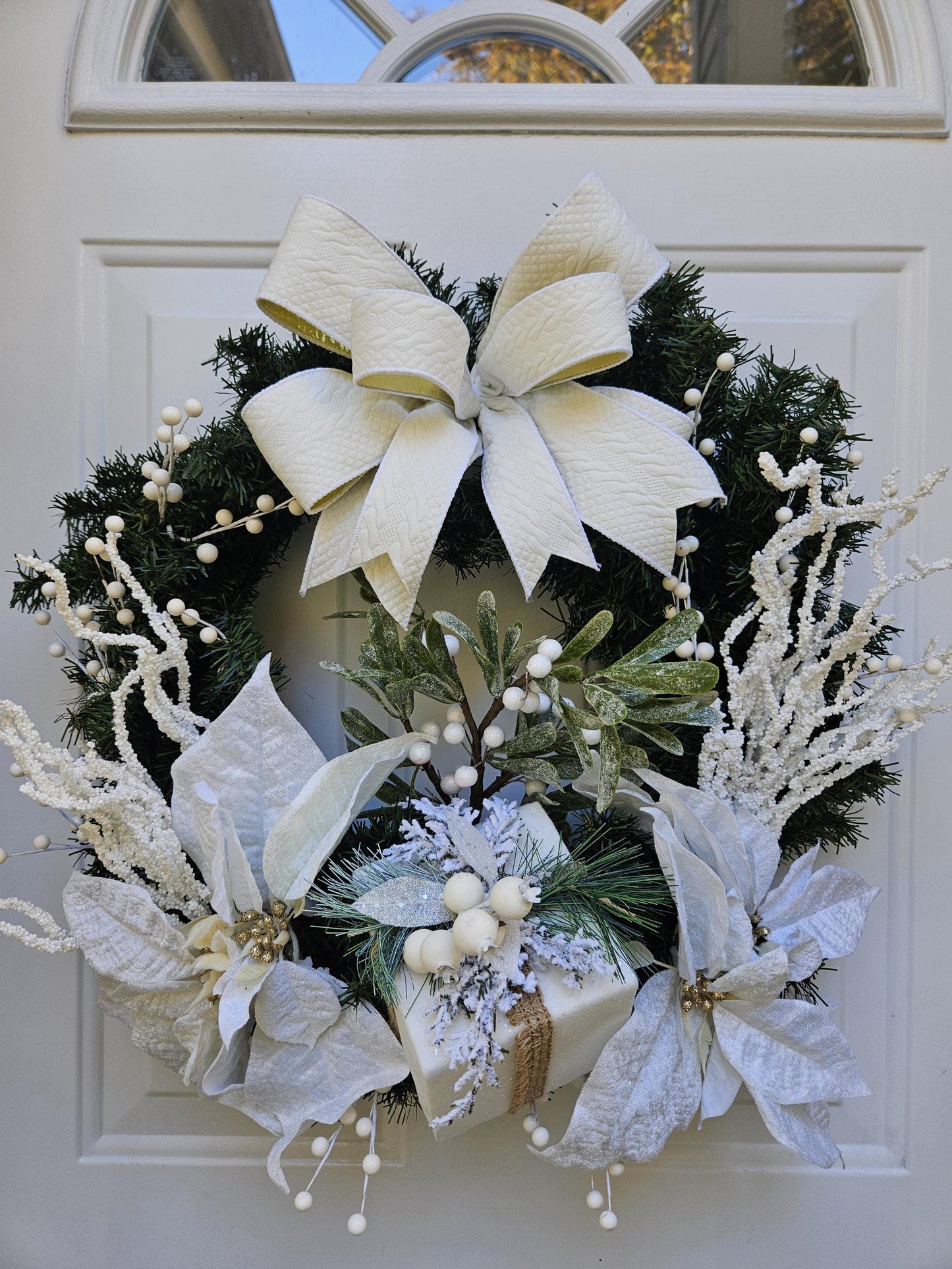 Cream Christmas Present Evergreen Wreath